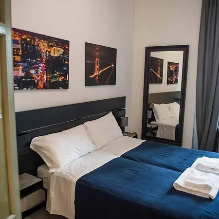 Spacious Adalberta Apartament *
