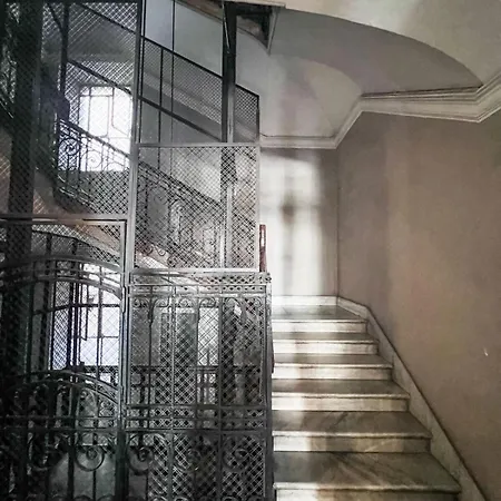 Apartment Spacious Adalberta Rome